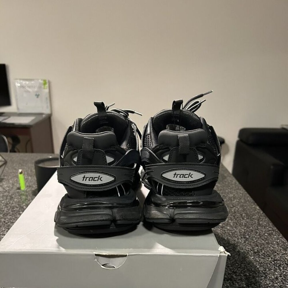 Size 12 / 45 - Balenciaga Track Triple Black - Picture 3 of 4